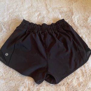 Hotty Hot Shorts Lululemon Size 4 High Waist